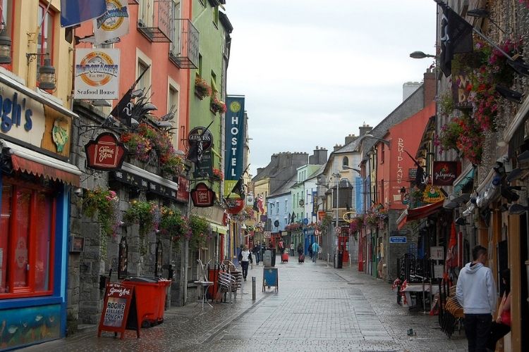 ville Galway de l'irlande 